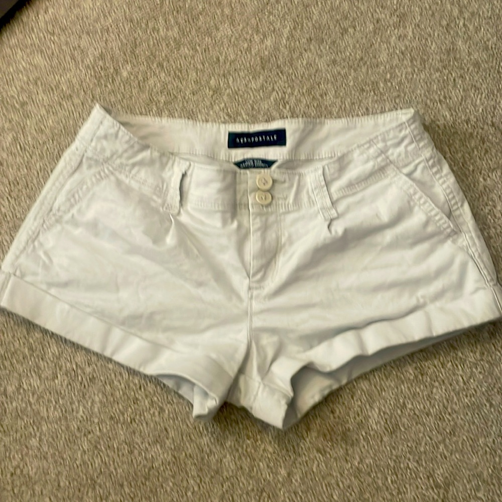 Aeropostale Low Rise Pleated Shorts